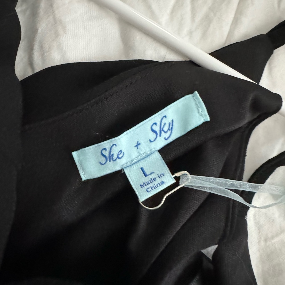 She + Sky Black Romper Size: L